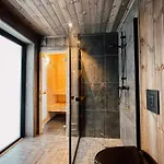 Modern Mountain - Sauna - 5 Bedrooms - Sleeps For 10 Semesterbostad Torpo