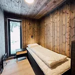 Modern Mountain - Sauna - 5 Bedrooms - Sleeps For 10 Torpo