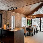 Modern Mountain - Sauna - 5 Bedrooms - Sleeps For 10