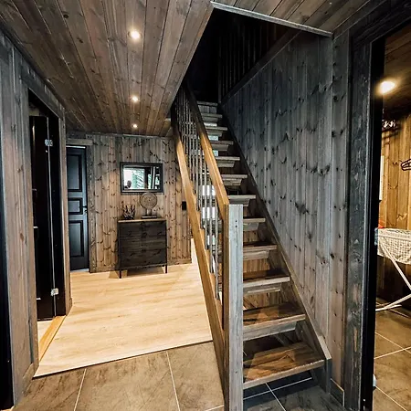 Modern Mountain - Sauna - 5 Bedrooms - Sleeps For 10 Ferienhaus *