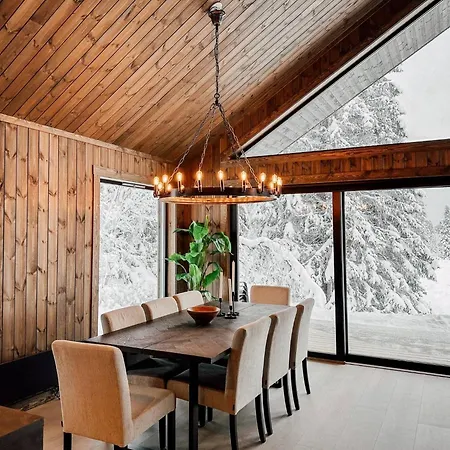 Modern Mountain - Sauna - 5 Bedrooms - Sleeps For 10 * Torpo