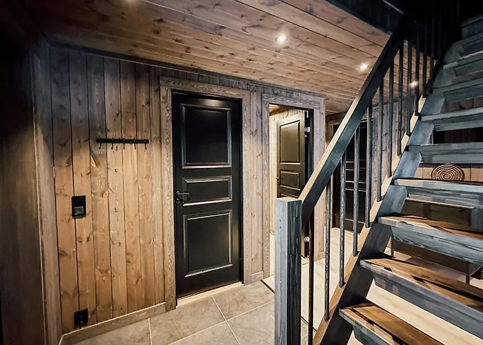 Дом отдыха Modern Mountain - Sauna - 5 Bedrooms - Sleeps For 10 Torpo