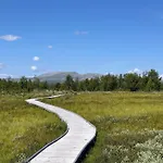 Modern Mountain - Sauna - 5 Bedrooms - Sleeps For 10 Holiday home Torpo