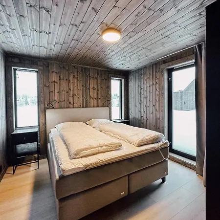 Modern Mountain - Sauna - 5 Bedrooms - Sleeps For 10 Nyaraló Torpo